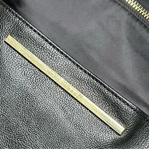 Steve Madden | Bags | Steve Madden Textured Black Bag With  display picture 1